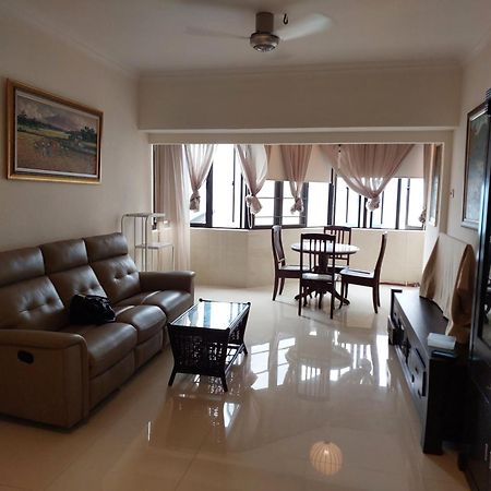 Batu Ferringhi Luxury Seaview Suite - 3Br Zewnętrze zdjęcie