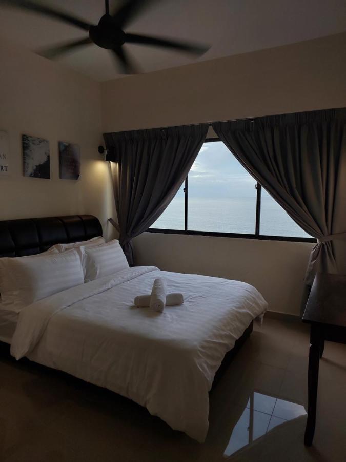 Batu Ferringhi Luxury Seaview Suite - 3Br Zewnętrze zdjęcie